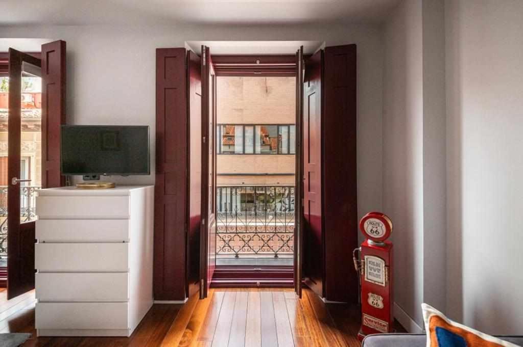 マドリードChueca Gran Via Recoletos Libertad 24 8アパートメント エクステリア 写真